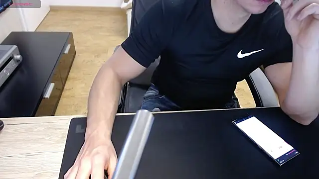 sensualman90 online show from April 17, 10:35 pm