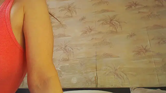 MelanyOxx online show from July 13, 3:42 am