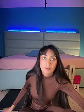 Denightjones online show from June 7, 8:56 pm