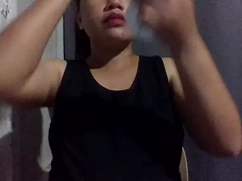 sweetprinces08 online show from March 26, 12:44 pm