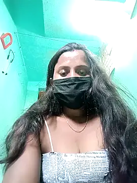 debpriyasen92 online show from February 18, 6:42 am