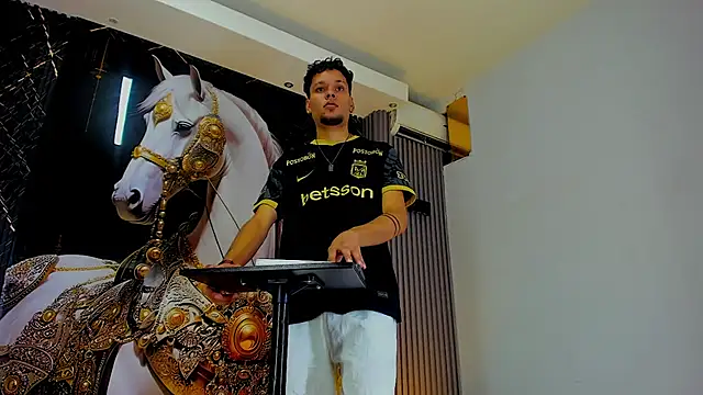 Lucas hot 20 online show from March 4, 11:49 am