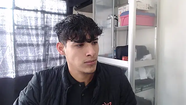 Snapshot of MaxStar26 chatting on February 2, 12:26 pm MaxStar26 online show from February 2, 12:26 pm