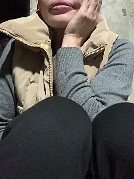 hinicky-0 online show from February 20, 2:28 pm