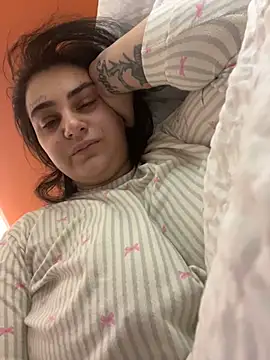 LadyxOnyx online show from January 6, 3:49 pm