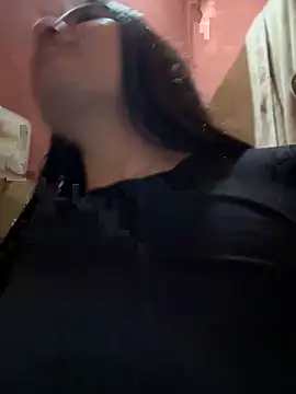 Snapshot of majesticmariee chatting on May 21, 3:13 am majesticmariee online show from May 21, 3:13 am