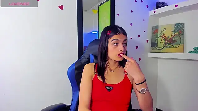 honeyluxe  online show from June 19, 8:12 pm