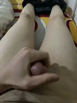 Snapshot of mhmtt12 chatting on February 20, 8:31 pm mhmtt12 online show from February 20, 8:31 pm