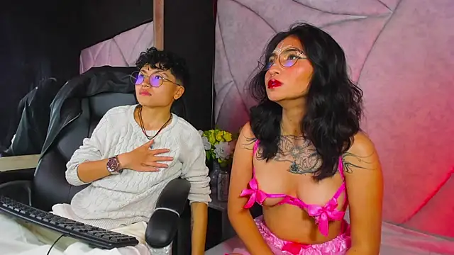 velvet mystic online show from April 29, 2:26 am