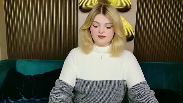 WendyPaige online show from February 19, 10:44 am