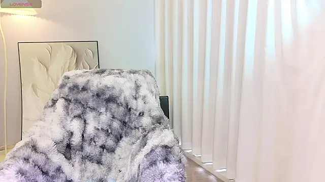 Miaomiao Baby520 online show from April 14, 8:42 am