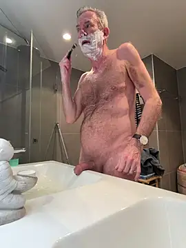 Pierre4tjyxx online show from April 7, 4:57 am