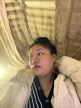 comteze12 online show from January 12, 9:42 pm