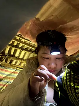 comteze12 online show from January 13, 4:34 pm