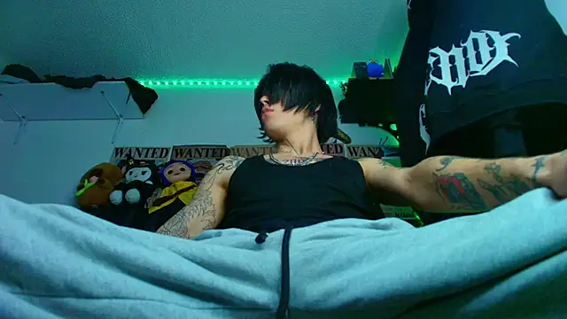 Anhony Muscle online show from June 17, 2:14 am