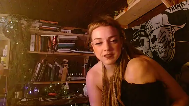 Snapshot of spiralhokkaido23 chatting on April 27, 8:18 pm spiralhokkaido23 online show from April 27, 8:18 pm