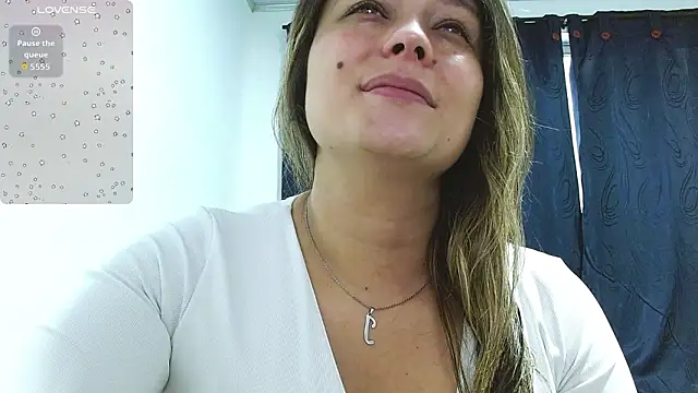 Madelheine online show from March 7, 5:32 pm