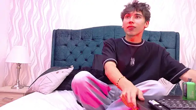 Liam Noxx online show from February 20, 8:42 pm