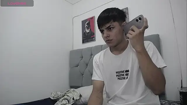 Loganjhonson19 online show from January 9, 3:09 am