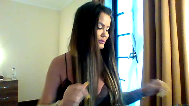 ScottishIvy online show from January 15, 12:43 pm