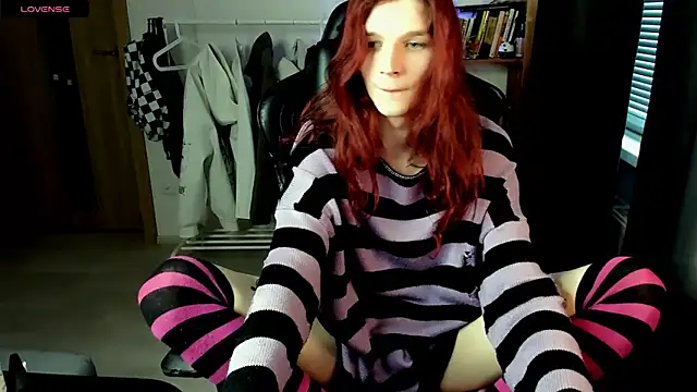 iceseeker2 online show from March 23, 3:05 pm