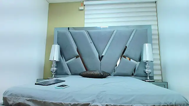 Atenea sexxx online show from April 22, 4:04 am