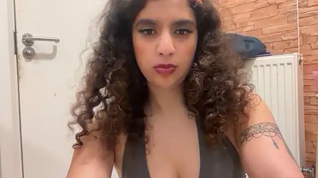 fayfay21xh online show from February 24, 6:17 pm