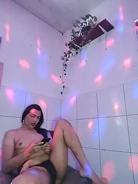 Snapshot of Jade-Morena-Transex-ON chatting on June 25, 1:48 pm Jade-Morena-Transex-ON online show from June 25, 1:48 pm