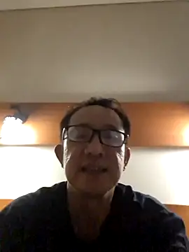 Snapshot of Gerydry chatting on April 21, 3:24 am Gerydry online show from April 21, 3:24 am