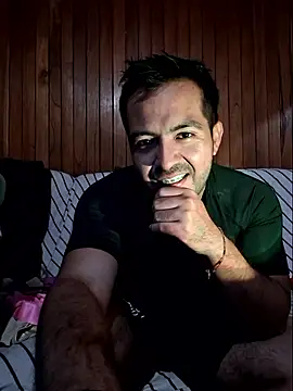 DarkAngel0503 online show from January 18, 6:50 am