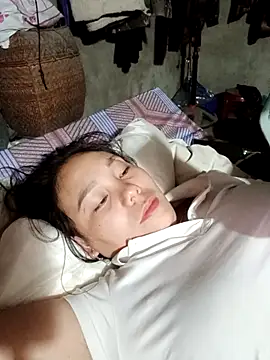 vanvan005 online show from February 14, 11:23 pm