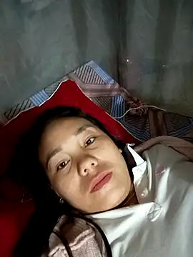 vanvan005 online show from March 4, 12:49 am