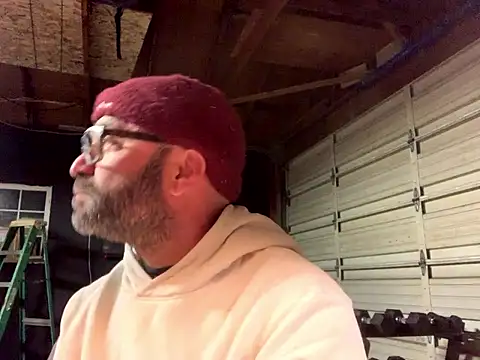 Snapshot of calimeatstick chatting on January 11, 2:44 pm calimeatstick online show from January 11, 2:44 pm