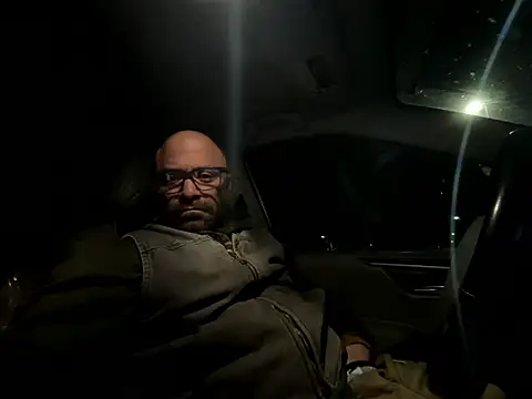 Snapshot of calimeatstick chatting on January 12, 2:11 pm calimeatstick online show from January 12, 2:11 pm