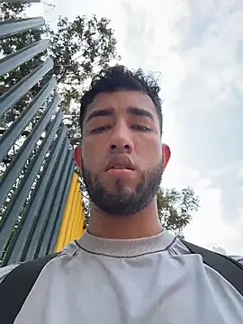 liam bronw online show from February 15, 6:59 pm