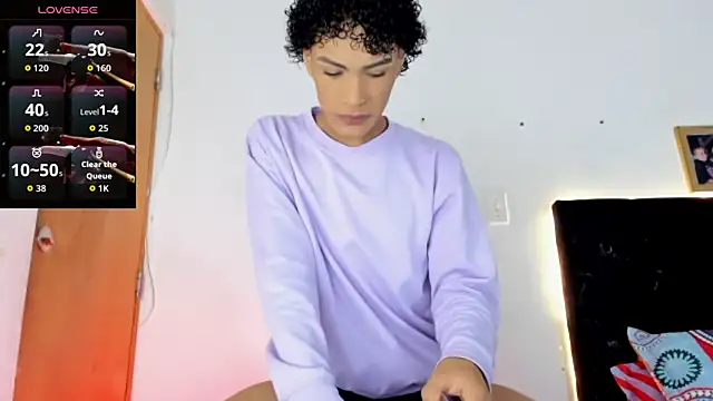 HotboyLyan online show from July 13, 10:07 am