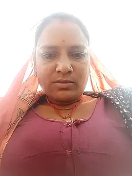 Hot hiuj online show from February 10, 7:23 am