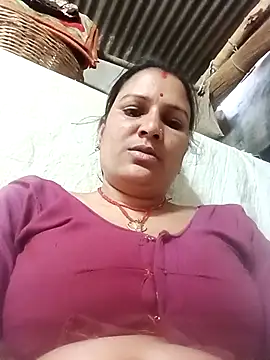 Hot hiuj online show from February 20, 6:26 am