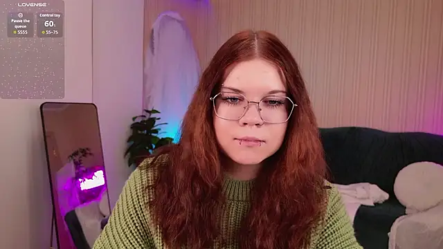 A Lot of Bunny online show from February 26, 8:57 am