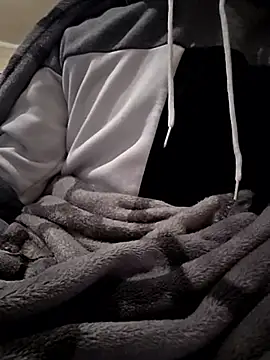 YoungAsainWithATrunk online show from January 12, 3:34 am