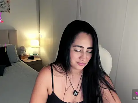 KiimDesire online show from June 9, 4:57 am