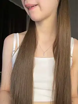 SkylineBliss online show from February 26, 8:30 pm