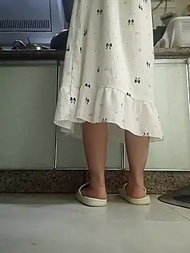 Xiaoyue001 online show from January 15, 1:05 pm