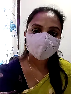 Snapshot of ammulu_sexy chatting on March 8, 2:48 am ammulu sexy online show from March 8, 2:48 am