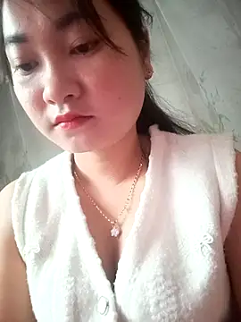 Honey Miu online show from March 8, 7:45 am