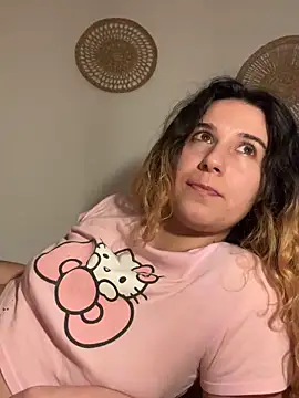 joanaguerreiru online show from February 21, 12:22 am