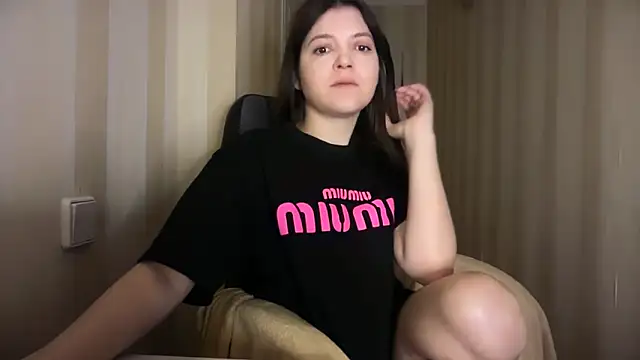 Victoriadaily online show from January 6, 10:56 pm