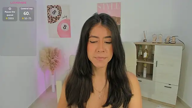 Sussan Monroe online show from April 2, 11:30 am