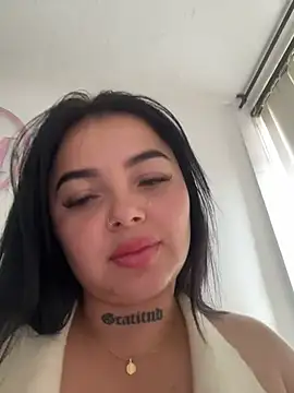 Snapshot of Mia__Bloom chatting on March 3, 1:17 pm Mia Bloom online show from March 3, 1:17 pm