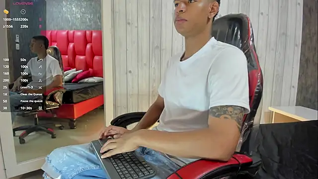  erick j online show from April 6, 8:10 pm